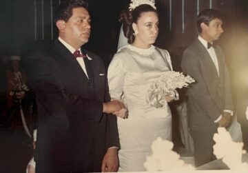 Imágenes para rendir homenaje a persona finada, estas pueden variar en su contenido.