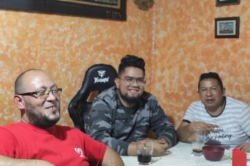 Imágenes para rendir homenaje a persona finada, estas pueden variar en su contenido.