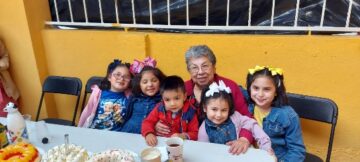 Imágenes para rendir homenaje a persona finada, estas pueden variar en su contenido.