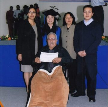 Imágenes para rendir homenaje a persona finada, estas pueden variar en su contenido.
