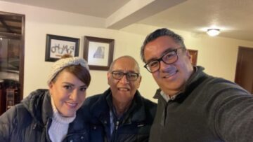 Imágenes para rendir homenaje a persona finada, estas pueden variar en su contenido.
