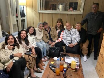 Imágenes para rendir homenaje a persona finada, estas pueden variar en su contenido.