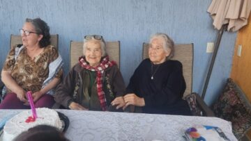 Imágenes para rendir homenaje a persona finada, estas pueden variar en su contenido.