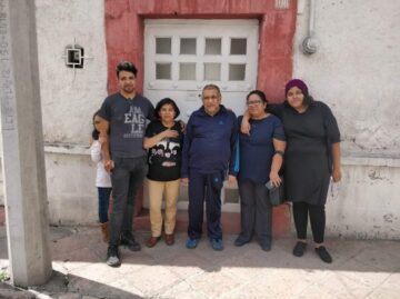 Imágenes para rendir homenaje a persona finada, estas pueden variar en su contenido.