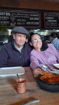 Imágenes para rendir homenaje a persona finada, estas pueden variar en su contenido.
