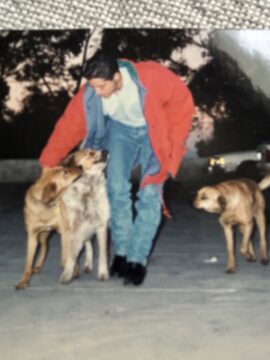 Imágenes para rendir homenaje a persona finada, estas pueden variar en su contenido.