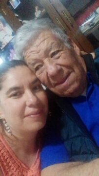 Imágenes para rendir homenaje a persona finada, estas pueden variar en su contenido.