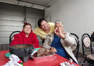 Imágenes para rendir homenaje a persona finada, estas pueden variar en su contenido.