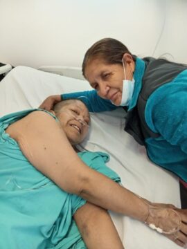 Imágenes para rendir homenaje a persona finada, estas pueden variar en su contenido.