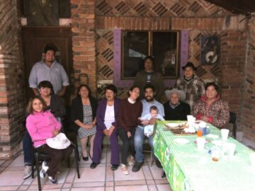 Imágenes para rendir homenaje a persona finada, estas pueden variar en su contenido.