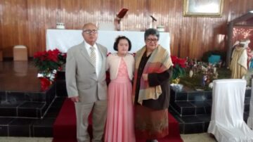 Imágenes para rendir homenaje a persona finada, estas pueden variar en su contenido.