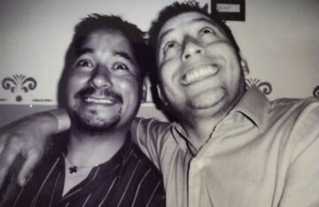 Imágenes para rendir homenaje a persona finada, estas pueden variar en su contenido.