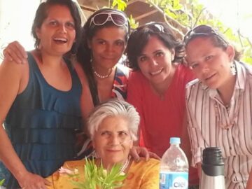 Imágenes para rendir homenaje a persona finada, estas pueden variar en su contenido.