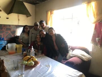 Imágenes para rendir homenaje a persona finada, estas pueden variar en su contenido.