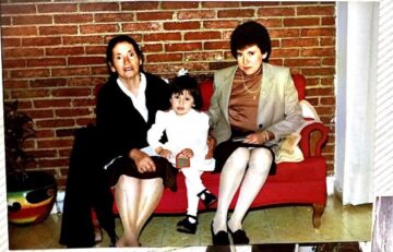 Imágenes para rendir homenaje a persona finada, estas pueden variar en su contenido.