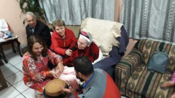 Imágenes para rendir homenaje a persona finada, estas pueden variar en su contenido.
