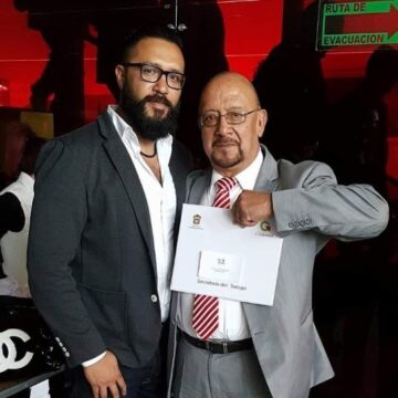 Imágenes para rendir homenaje a persona finada, estas pueden variar en su contenido.
