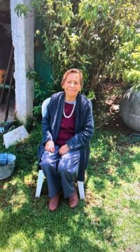 Imágenes para rendir homenaje a persona finada, estas pueden variar en su contenido.