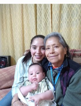 Imágenes para rendir homenaje a persona finada, estas pueden variar en su contenido.