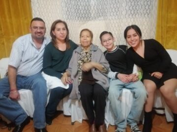 Imágenes para rendir homenaje a persona finada, estas pueden variar en su contenido.