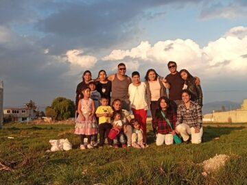 Imágenes para rendir homenaje a persona finada, estas pueden variar en su contenido.