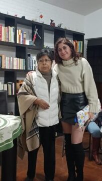 Imágenes para rendir homenaje a persona finada, estas pueden variar en su contenido.