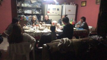 Imágenes para rendir homenaje a persona finada, estas pueden variar en su contenido.