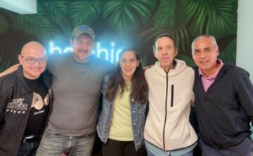 Imágenes para rendir homenaje a persona finada, estas pueden variar en su contenido.