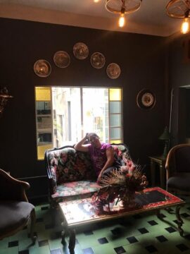 Imágenes para rendir homenaje a persona finada, estas pueden variar en su contenido.