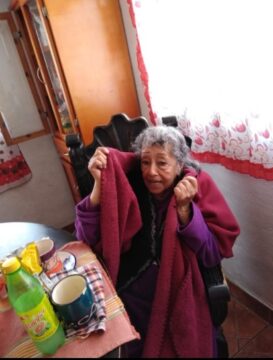Imágenes para rendir homenaje a persona finada, estas pueden variar en su contenido.