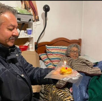 Imágenes para rendir homenaje a persona finada, estas pueden variar en su contenido.