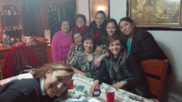 Imágenes para rendir homenaje a persona finada, estas pueden variar en su contenido.