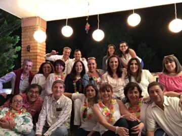 Imágenes para rendir homenaje a persona finada, estas pueden variar en su contenido.