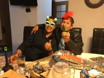 Imágenes para rendir homenaje a persona finada, estas pueden variar en su contenido.