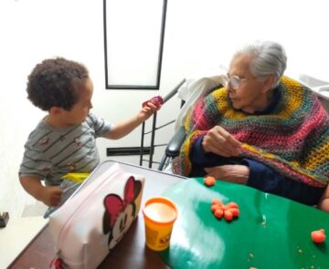Imágenes para rendir homenaje a persona finada, estas pueden variar en su contenido.