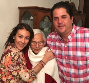 Imágenes para rendir homenaje a persona finada, estas pueden variar en su contenido.