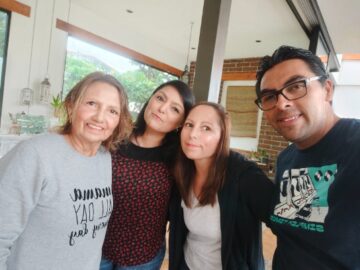 Imágenes para rendir homenaje a persona finada, estas pueden variar en su contenido.