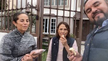 Imágenes para rendir homenaje a persona finada, estas pueden variar en su contenido.