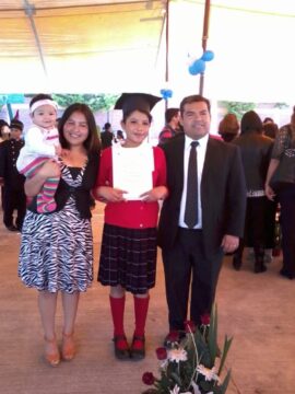 Imágenes para rendir homenaje a persona finada, estas pueden variar en su contenido.