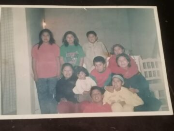 Imágenes para rendir homenaje a persona finada, estas pueden variar en su contenido.