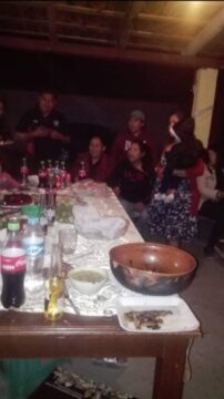 Imágenes para rendir homenaje a persona finada, estas pueden variar en su contenido.