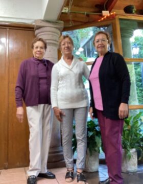 Imágenes para rendir homenaje a persona finada, estas pueden variar en su contenido.
