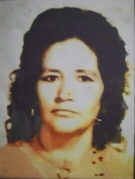 Imágenes para rendir homenaje a persona finada, estas pueden variar en su contenido.