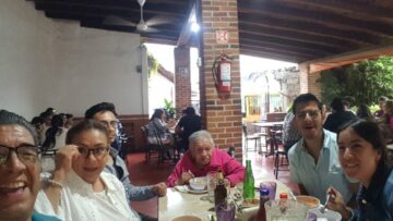 Imágenes para rendir homenaje a persona finada, estas pueden variar en su contenido.