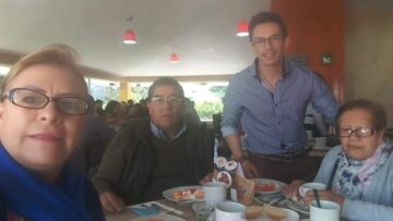 Imágenes para rendir homenaje a persona finada, estas pueden variar en su contenido.