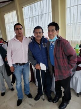 Imágenes para rendir homenaje a persona finada, estas pueden variar en su contenido.
