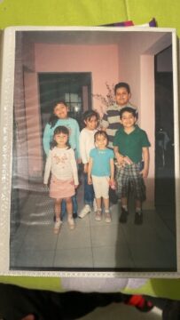 Imágenes para rendir homenaje a persona finada, estas pueden variar en su contenido.