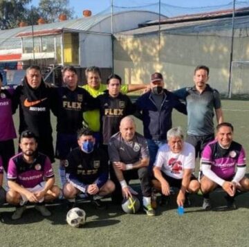 Imágenes para rendir homenaje a persona finada, estas pueden variar en su contenido.