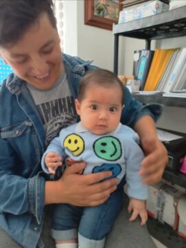 Imágenes para rendir homenaje a persona finada, estas pueden variar en su contenido.