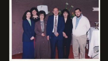 Imágenes para rendir homenaje a persona finada, estas pueden variar en su contenido.